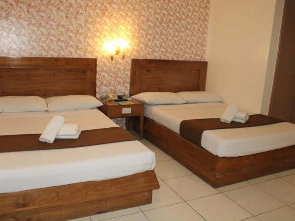 Rosas Garden Hotel image 11