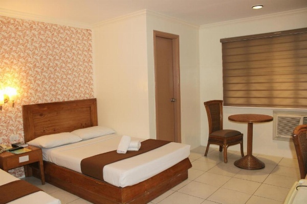 Rosas Garden Hotel image 24